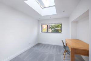 Photo 11- click for photo gallery